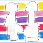 Zwei abstrakte Silhouetten vor horizontalen Farbstreifen in Gelb, Pink, Lila, Rot und Blau | Two abstract silhouettes against horizontal color stripes in yellow, pink, purple, red and blue