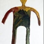 Bemalte Holzfigur in Rot, Grün, Gelb mit ausgebreiteten Armen | Painted wooden figure in red, green, yellow with outstretched arms